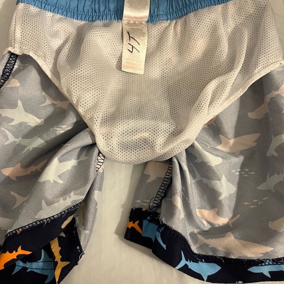 Boys Shark Themed Swim Trunks 4T - Picture 5 of 6